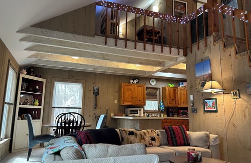 Wilmington House | Quaint 3 bedroom Home in Wilmington