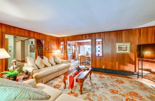 Callicoon Center House | Quaint Abode with Fire Pit 9 Mi to Fly Fishing!