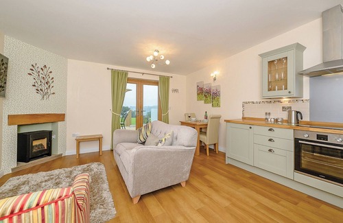 Axminster Cottage | Quaint and cosy cottage, perfect for a romantic escape.