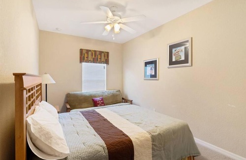 Kissimmee House | Quaint and Serene townhouse in Coral Cay resort subdivision