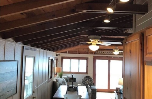 Traverse City Cabin | Quaint cabin on Bass Lake - Close to Traverse City dining and shopping!