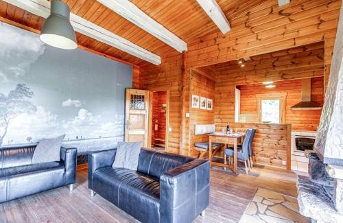 Bernister Ski Chalet | Quaint Chalet, Bernister