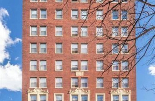 Downtown Baltimore Condo | Quaint “Charm City” Condo
