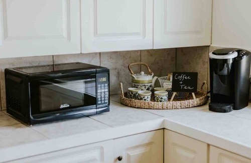 High Point House | Quaint home with King bed near downtown + HPU