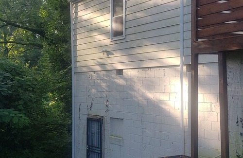 Atlanta House | Quaint house,quiet secluded 5 minutes from the beltline quiet park behind house