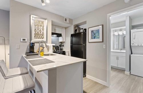 Allandale Apartment | Quaint studio close to Downtown and Domain