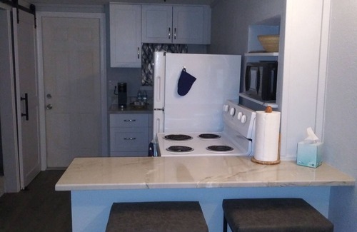 Belleair Apartment | Quaint studio