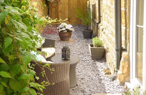 Hinderwell House | Quakers Cottage