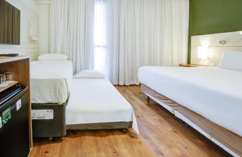 Pinheiros Hotel | Quality Faria Lima