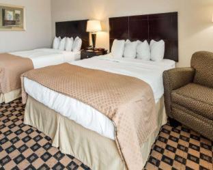Groesbeck Hotel | Quality Inn and Suites Groesbeck