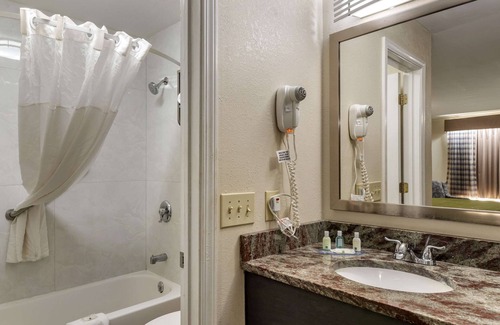 Conyers Hotel | Quality Inn Conyers I-20