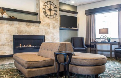Geneseo Hotel | Quality Inn Geneseo