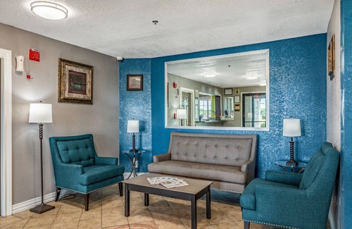 Arena District Hotel | Quality Inn I-10 East near Frost Bank Center
