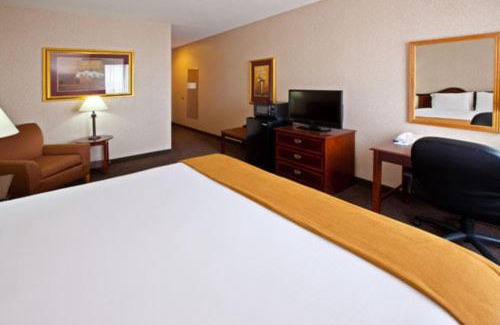 West Chester Hotel | Quality Inn I-75 West Chester-North Cincinnati
