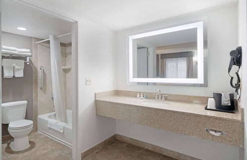 Idaho Falls Hotel | Quality Inn Idaho Falls