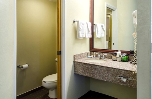 Meridian Hotel | Quality Inn Meridian