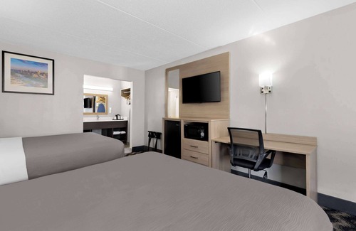 Pennington Bend Hotel | Quality Inn Nashville - Opryland Area
