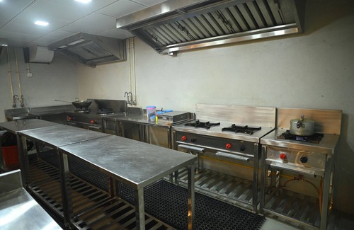 Faizabad Hotel | Quality Inn Rama Ayodhya