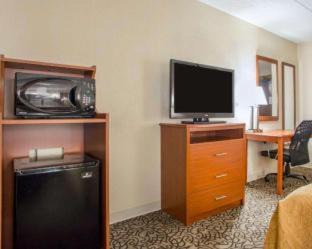Green Bay Hotel | Quality Inn Stadium Area Green Bay Stadium
