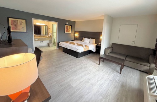 Port Allen Hotel | Quality Inn & Suites Baton Rouge West – Port Allen