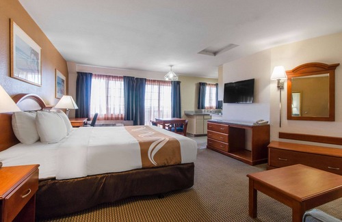 Crescent City Hotel | Quality Inn & Suites Crescent City Redwood Coast