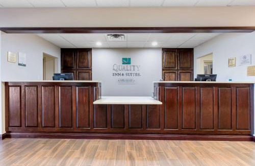 Mountain Home Hotel | Quality Inn & Suites Mountain Home North