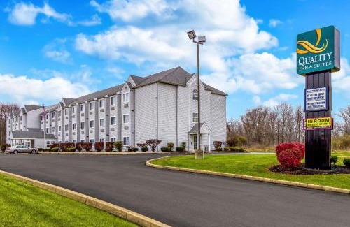 North Lima Hotel | Quality Inn & Suites North Lima - Boardman