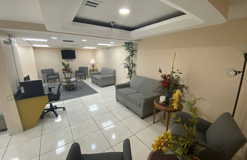 Orlando Hotel | Quality Inn & Suites Orlando Airport