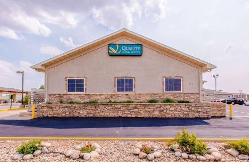 Laramie Hotel | Quality Inn & Suites University