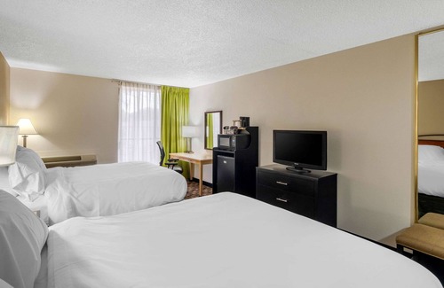 Tyler Hotel | Quality Inn Tyler - Lindale