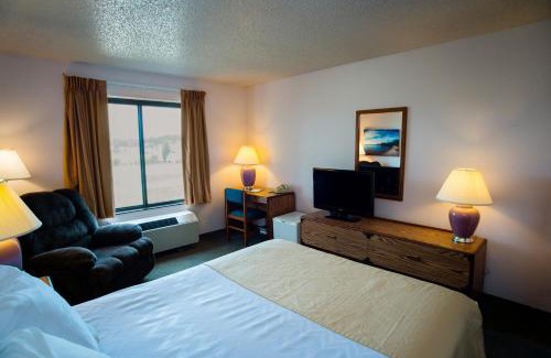 Marquette Hotel | Quality Inn
