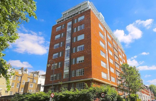 South Kensington Apartment | Quality Residence with Studios in South Kensington - Close to All Famous Sites