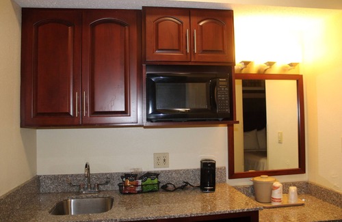 Wayne Hotel | Quality Suites