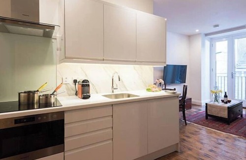 Mevagissey Apartment | Quay Loft, Historic Net Loft on Mevagissey Harbour, chic luxury living with FREE Parking