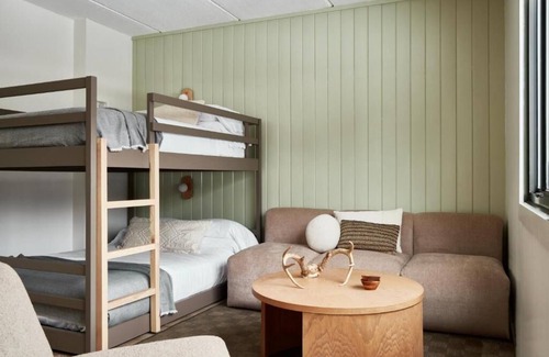 Lake Placid Hotel | Queen Bunk Room l Family-Friendly & Stylish at Bluebird Lake Placid