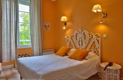 Redon Hotel | Queen Serenity Hotel