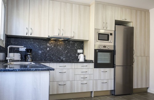 Salou City Centre Apartment | QUEENS 1A Salou center, beach at 300m