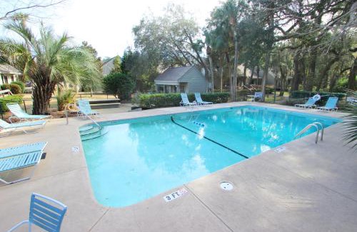 Palmetto Dunes Apartment | Queens Grant 568
