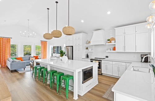 Long Beach House | Quick Beach Access, Custom, Professionally Furnished home, Pet Friendly, Private Heated Pool