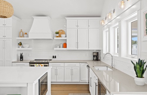 Long Beach House | Quick Beach Access, Custom, Professionally Furnished home, Pet Friendly, Private Heated Pool