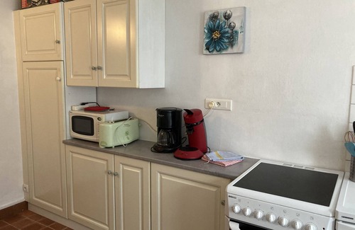 Chateauneuf-sur-Loire House | Quiet 3 person cottage near Loire