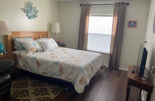 Indiantown House | Quiet 55+ rental. Near golf course. Two swimming pools and pickle ball court.