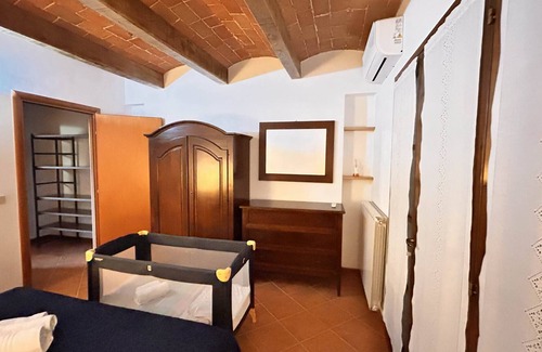 Lari Apartment | Quiet and beautiful holiday complex in Tuscany, M4