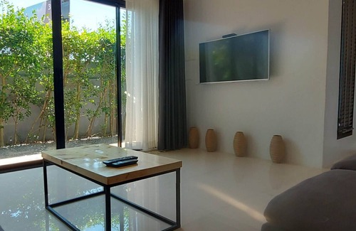 Krabi House | Quiet and conveniently located, just outside of Ao Nang
