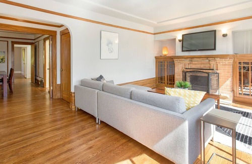 Noe Valley House | Quiet and Cozy Home Nestled in the Hillside of Charming Noe Valley
