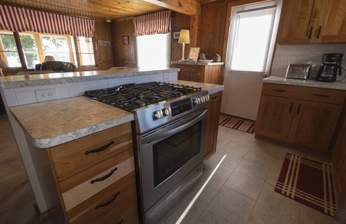 Cedar House | Quiet and private sandy bottom lakefront
