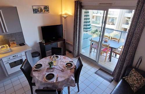 Saint-Jean-de-Monts Apartment | QUIET APARTMENT IN SECURE RESIDENCE WITH SWIMMING POOL AND PRIVATE PARKING