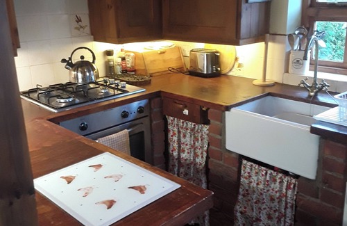 Churston Ferrers Cottage | Quiet Cottage on the Rural Edge of Brixham