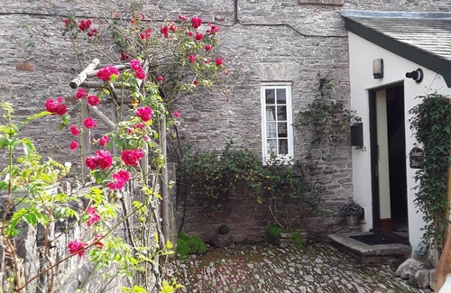 Churston Ferrers Cottage | Quiet Cottage on the Rural Edge of Brixham