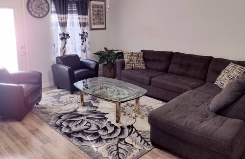 Murfreesboro House | Quiet, cozy townhouse minutes to St Thomas Hosp & MTSU